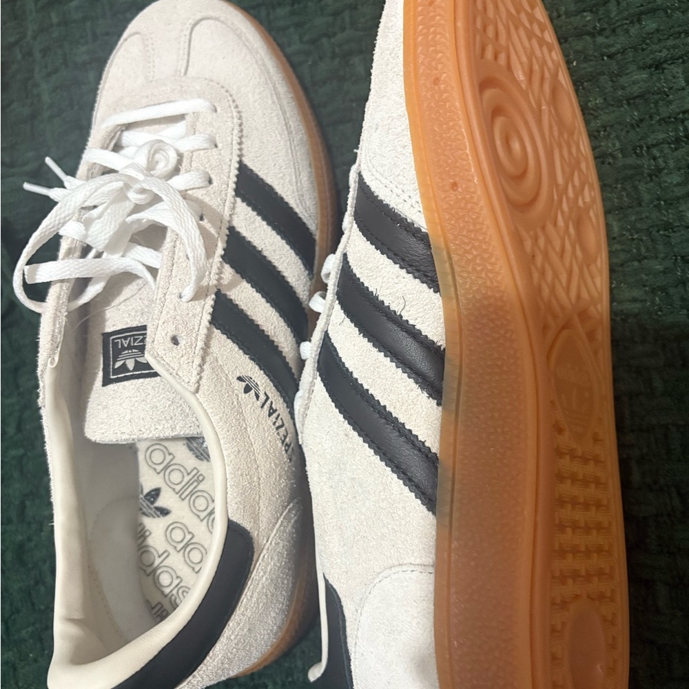 adidas Spezial White Suede Sneakers with Black Stripes - Picture 4 of 6